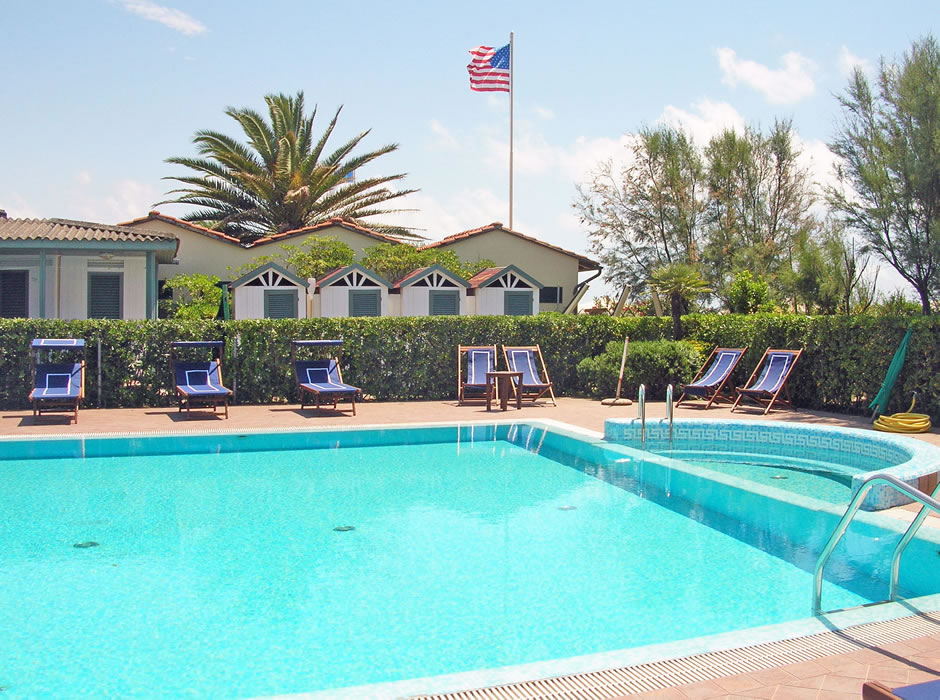 Swimming pool with sea water of Bagno Lido