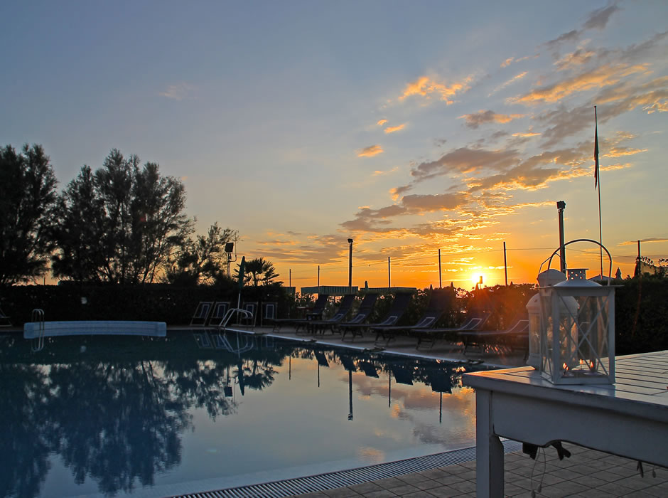 Sunset on the pool of Bagno Lido